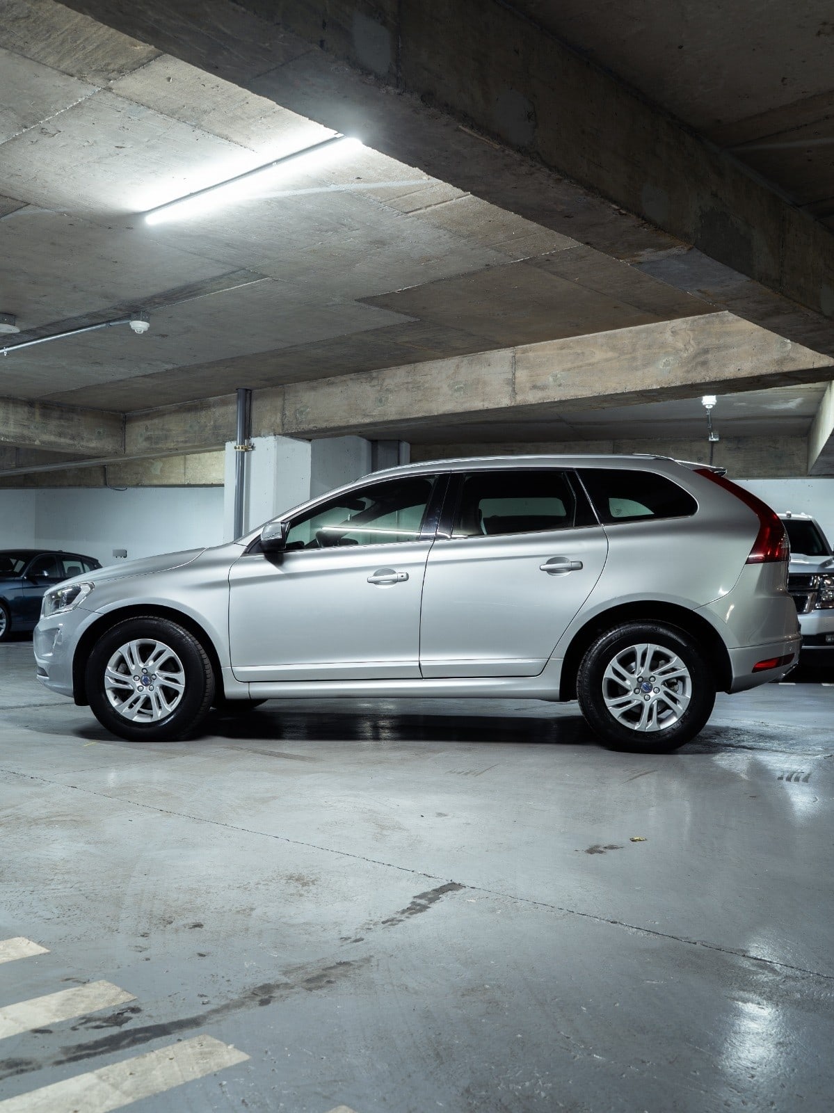 Volvo Xc60 2.0 D4 Kinetic At 4x4 Diesel año 2018