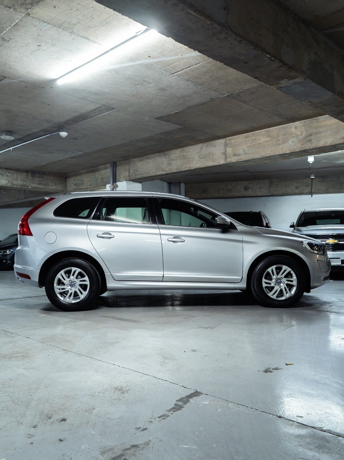 Volvo Xc60 2.0 D4 Kinetic At 4x4 Diesel año 2018