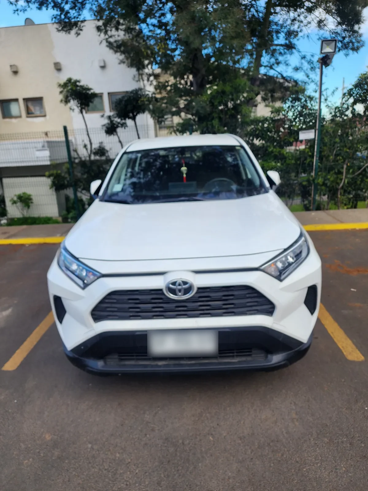 TOYOTA RAV4 2.0 Le Mt año 2023