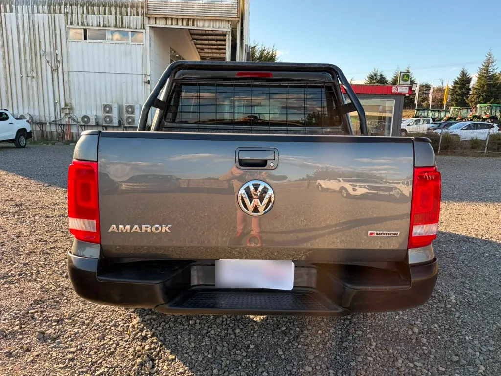 Volkswagen Amarok Dcab Tdi 4x4 Trendline 2.0 año 2023