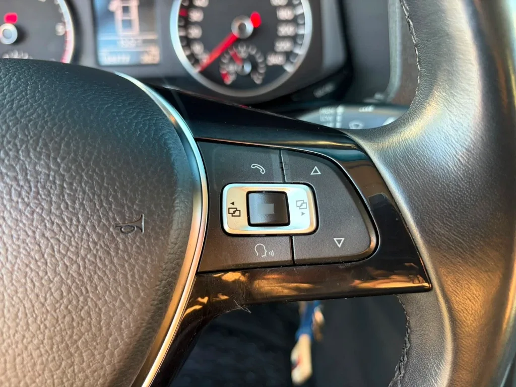 Volkswagen Amarok Dcab Tdi 4x4 Trendline 2.0 año 2023
