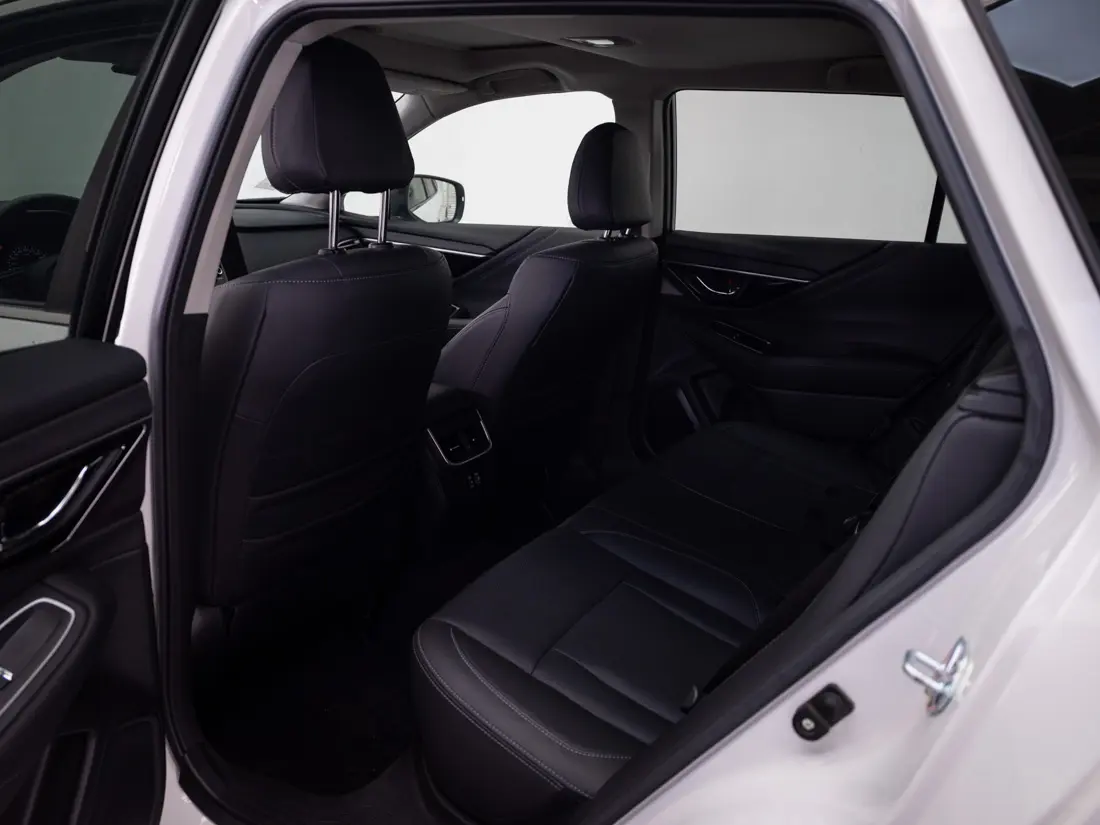 Subaru All New Outback 2.4 T Touring Gardx At 4x4 año 2025