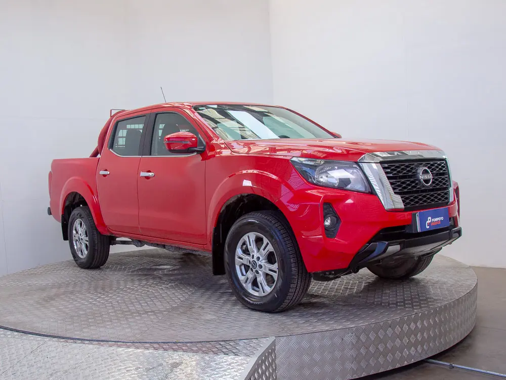 Nissan Navara Xe 4x2 2.3 Mt año 2024