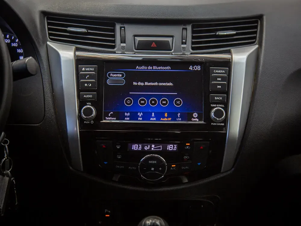Nissan Navara Xe 4x2 2.3 Mt año 2024