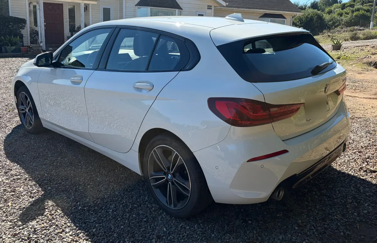 BMW 118 2.0 D Sport Plus At Diesel año 2022