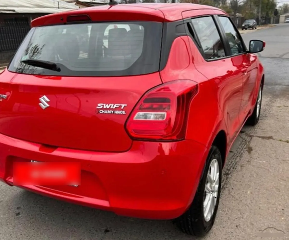 SUZUKI SWIFT 1.2 Gl Mt año 2023