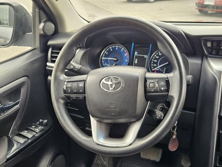 Toyota Fortuner 2.7 Aut año 2021