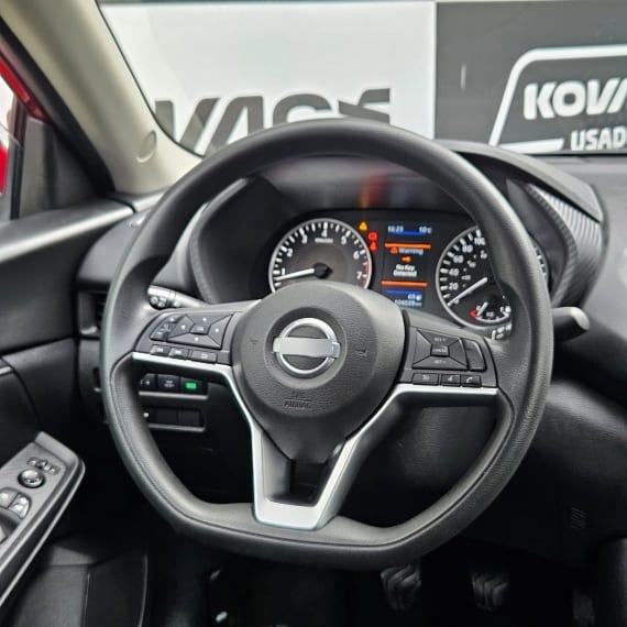 Nissan Sentra 2.0 Advance Mt año 2022