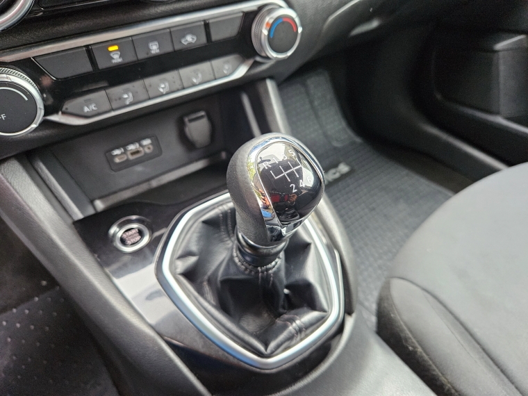 Nissan Sentra 2.0 Advance Mt año 2022
