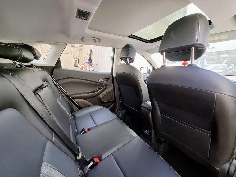 Chevrolet Tracker 1.2t Premier At año 2024