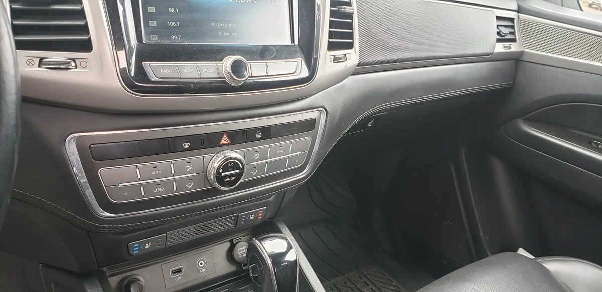 SSANGYONG MUSSO 2.2 Mt 4x4 Diesel año 2019