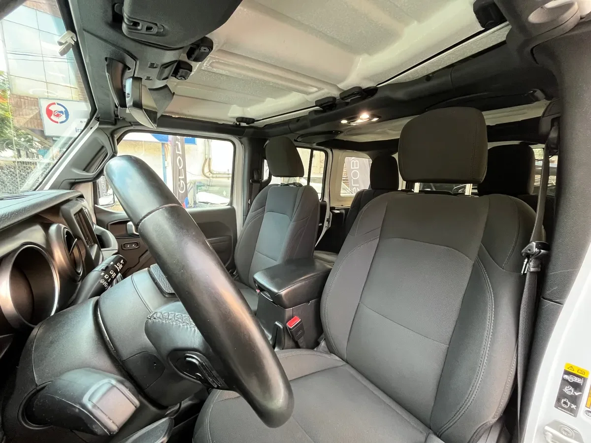 Jeep Wrangler 3.6 Unlimited Rubicon At 4x4 año 2022