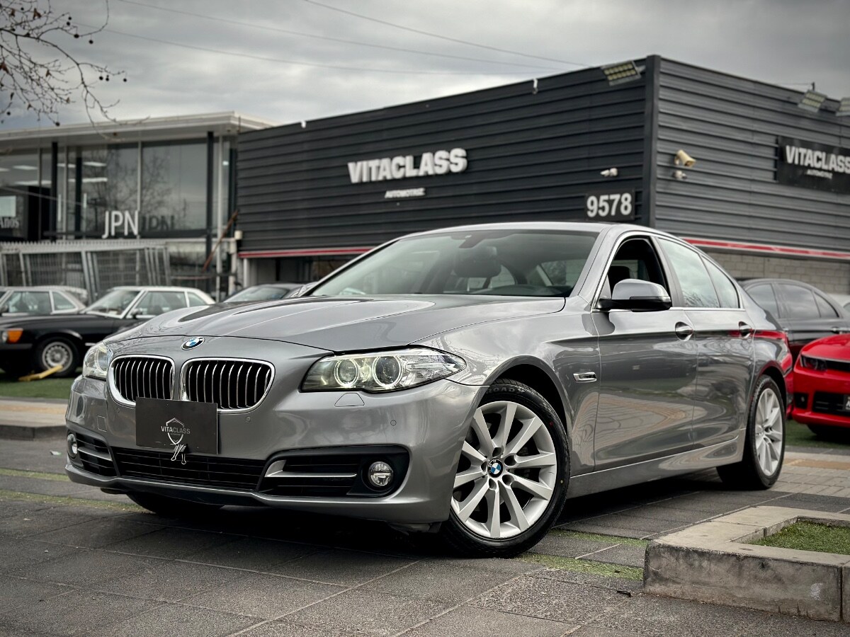 BMW 520i Exectuve año 2014