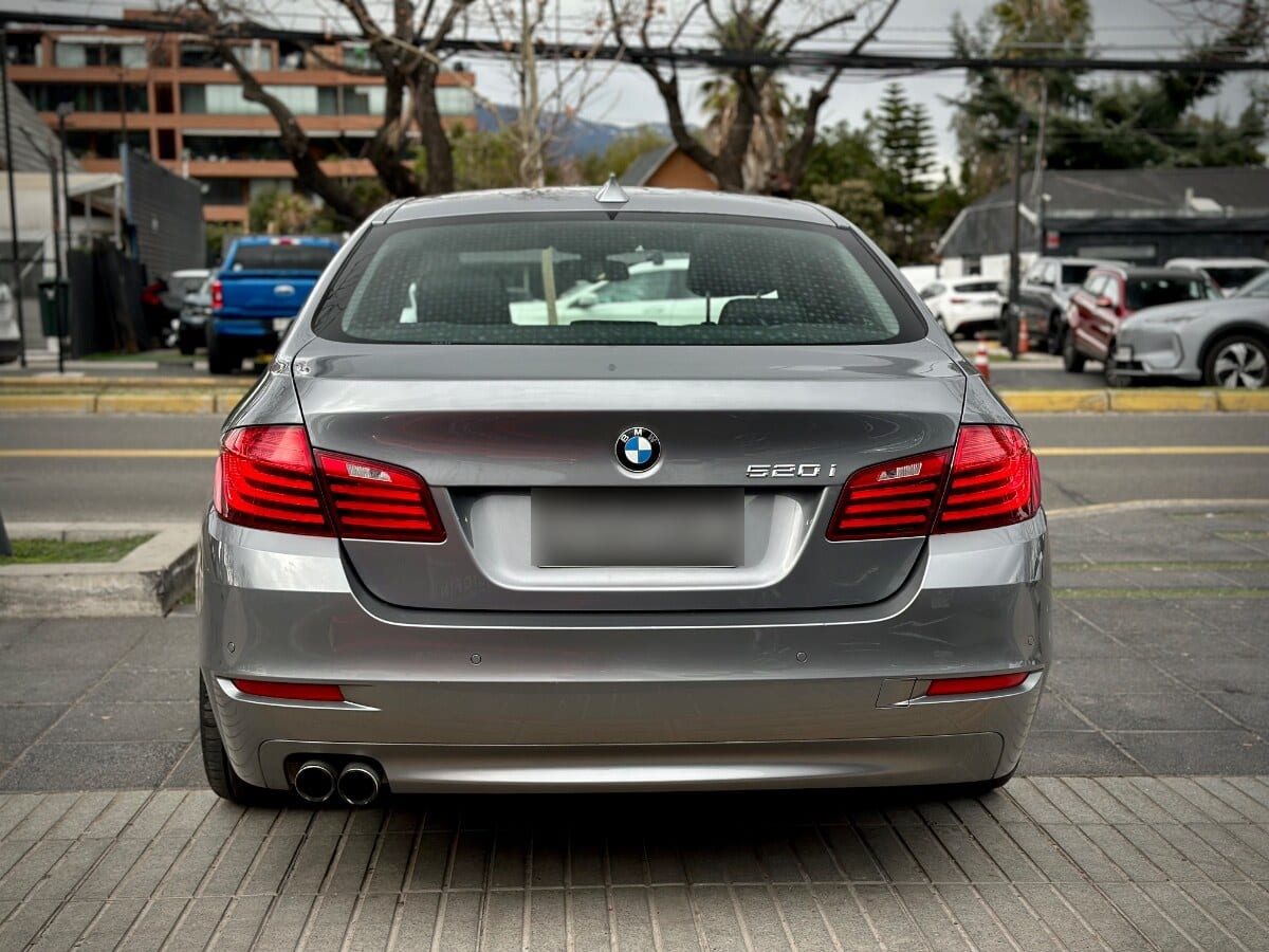 BMW 520i Exectuve año 2014