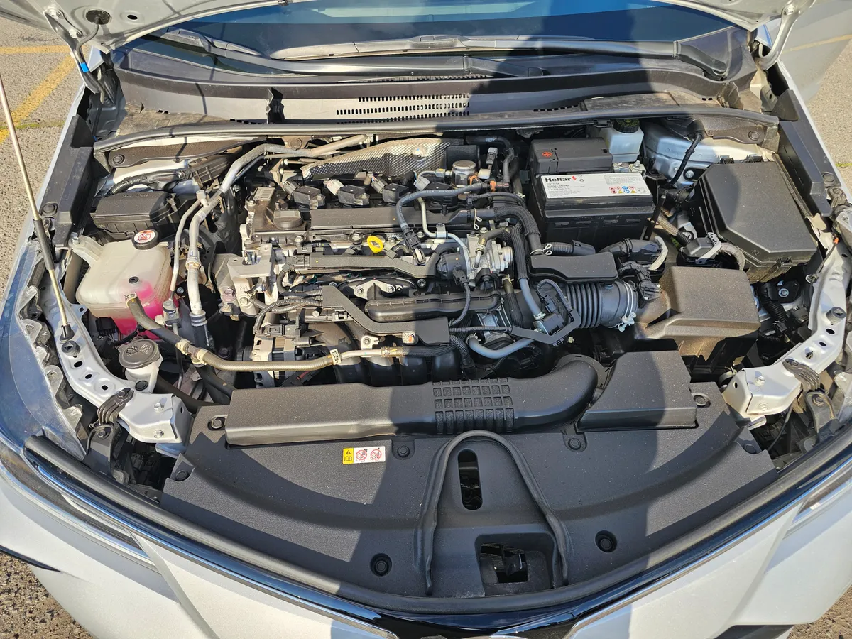 TOYOTA COROLLA 2.0 Xei Mt año 2024