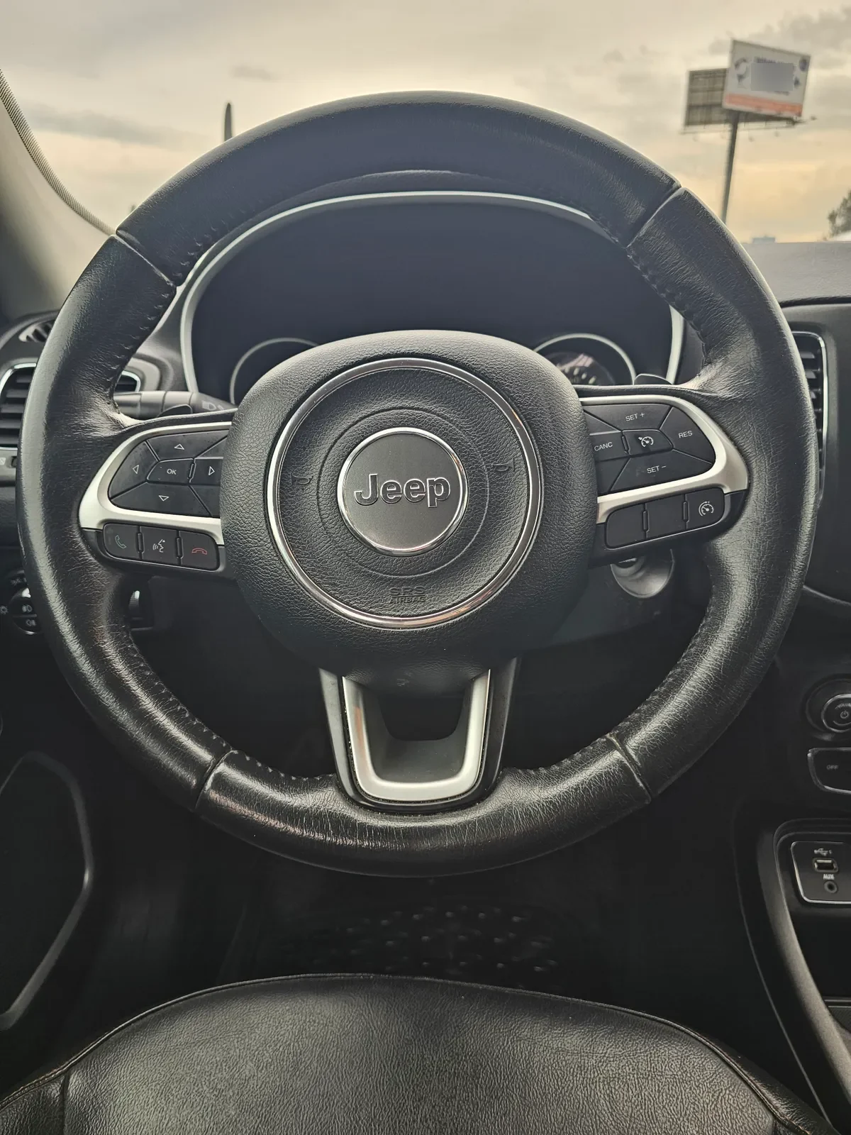 Jeep COMPASS 2.4 Longitude At año 2021