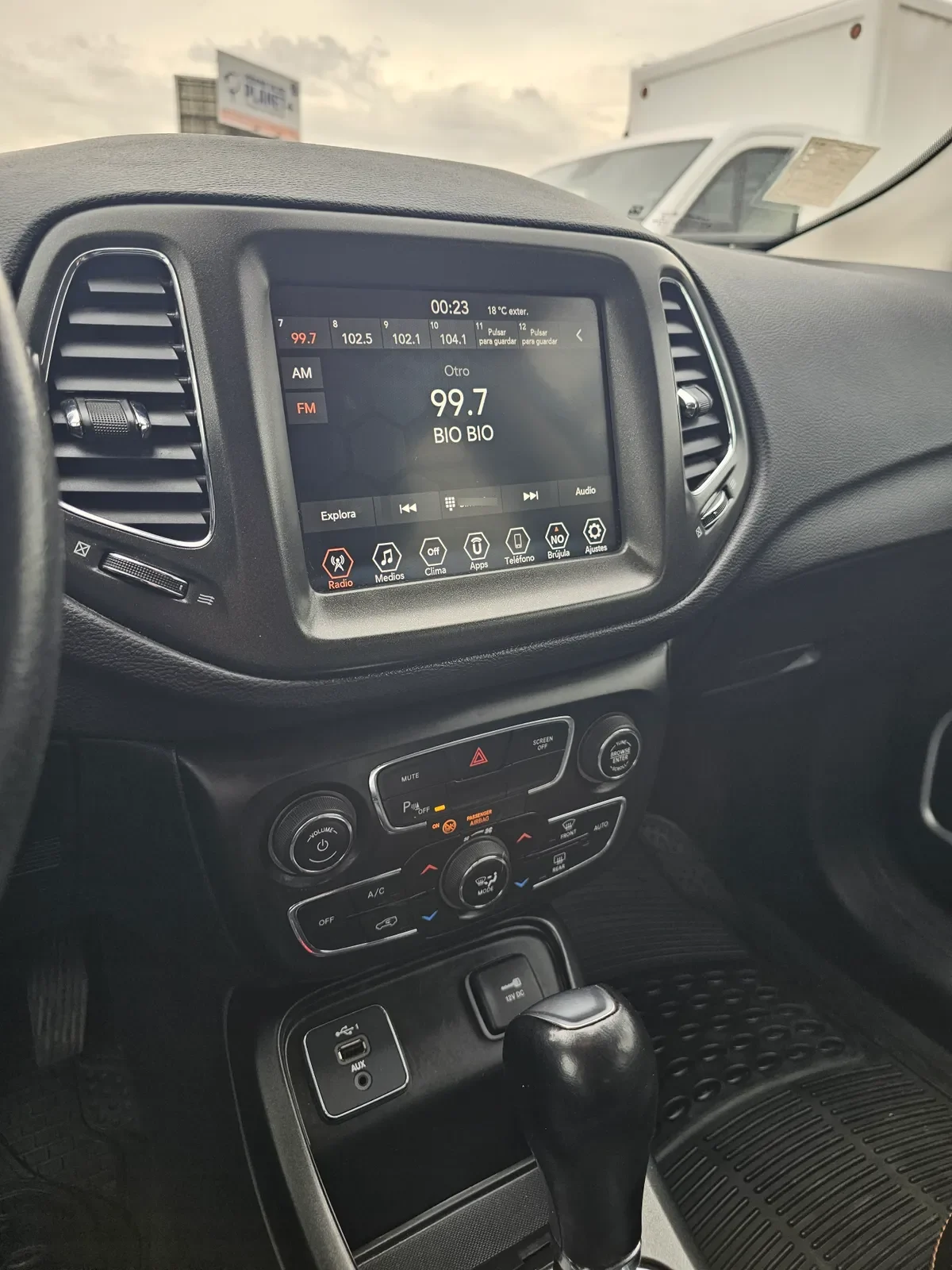 Jeep COMPASS 2.4 Longitude At año 2021