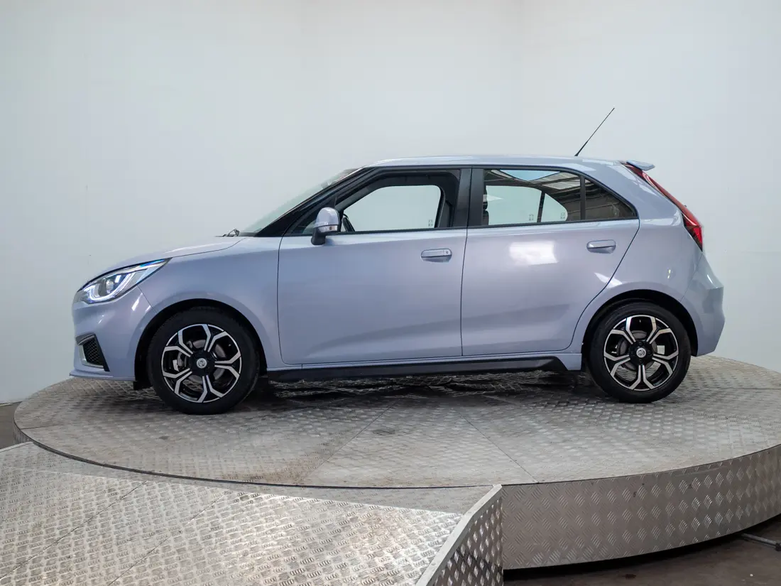 MG 3 Mg 3 1.5 Com At año 2023