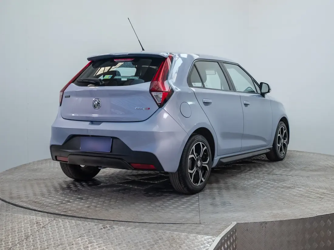 MG 3 Mg 3 1.5 Com At año 2023