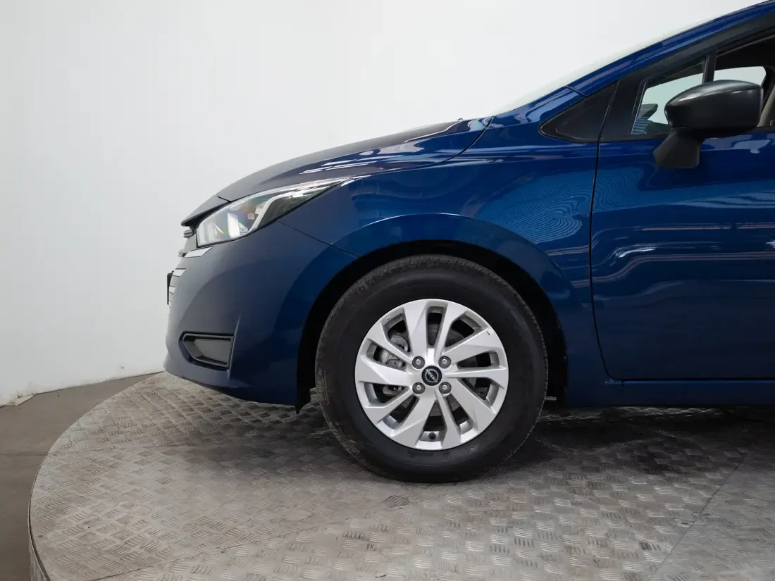 Nissan Versa 1.6 Sense Mt año 2024