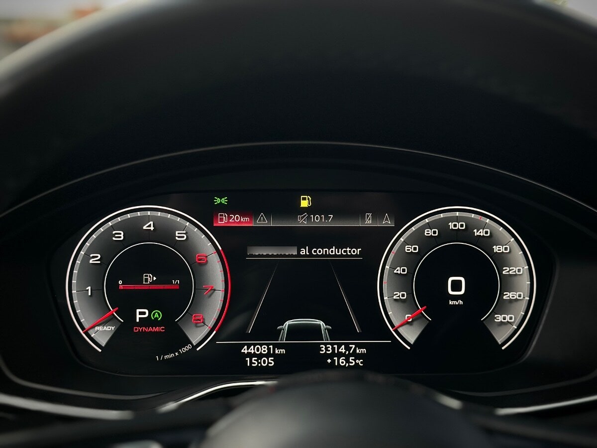 Audi A4 S Line año 2023