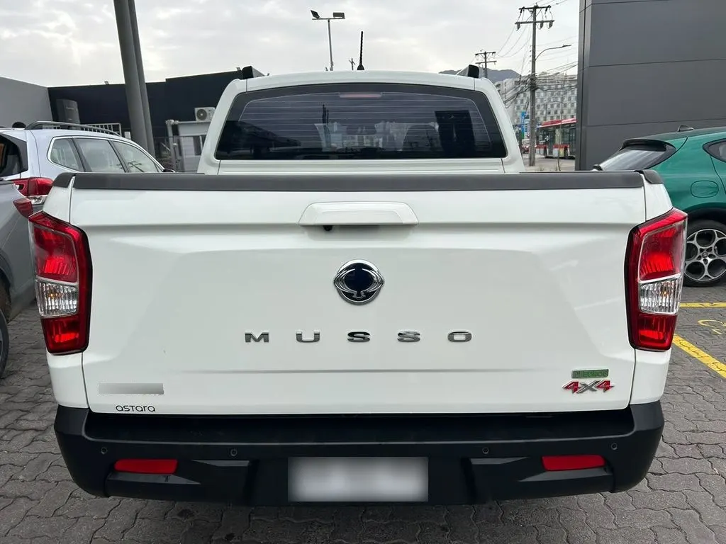 Ssangyong Musso 2.2 Limited Td Diesel 4wd At6 4p año 2023