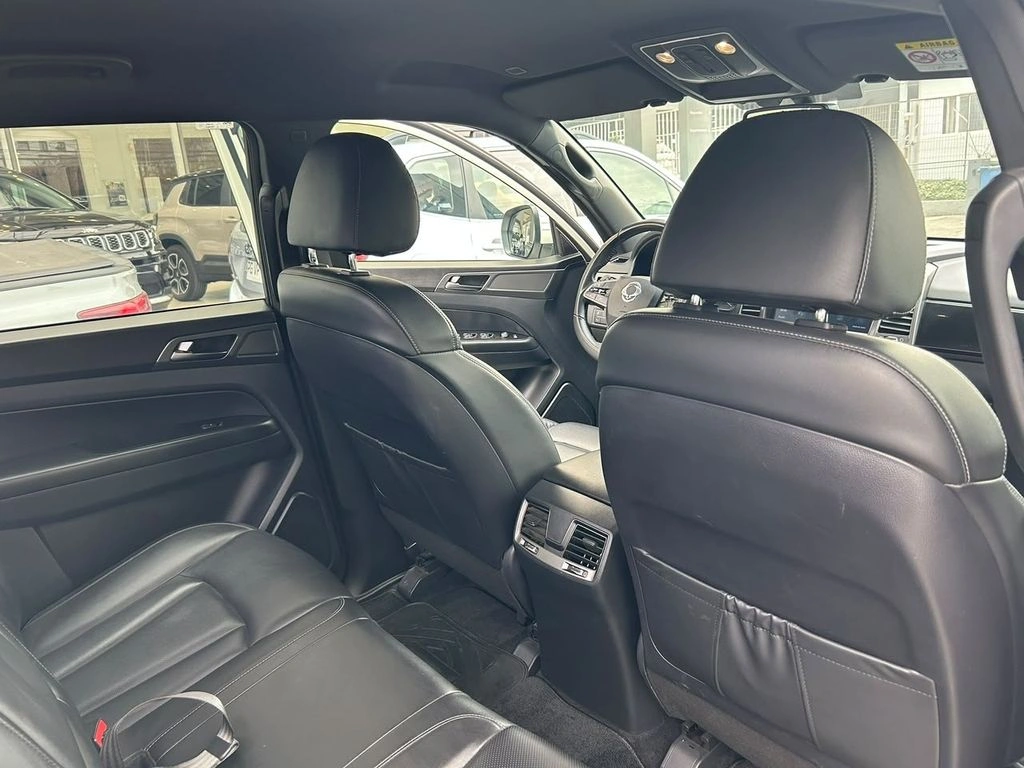 Ssangyong Musso 2.2 Limited Td Diesel 4wd At6 4p año 2023