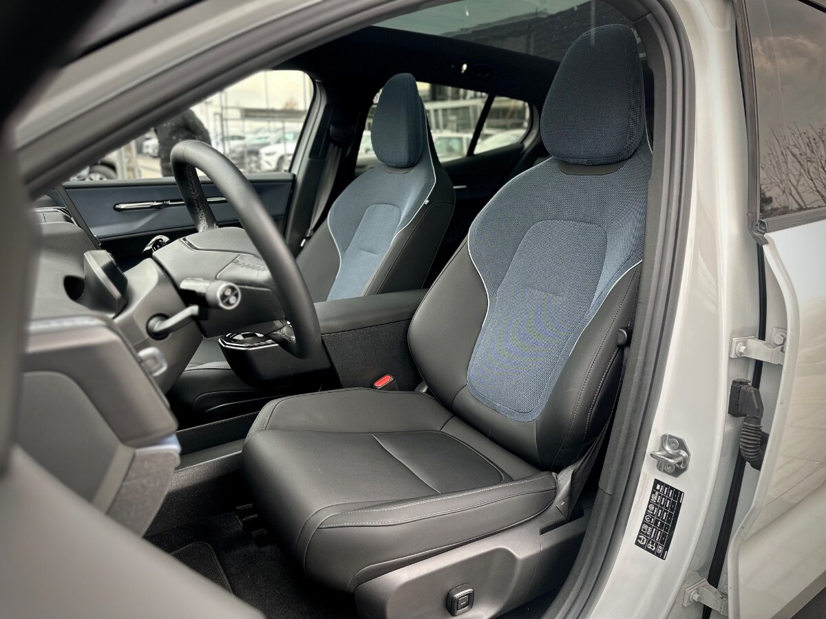Volvo Ex30 Ultra año 2024