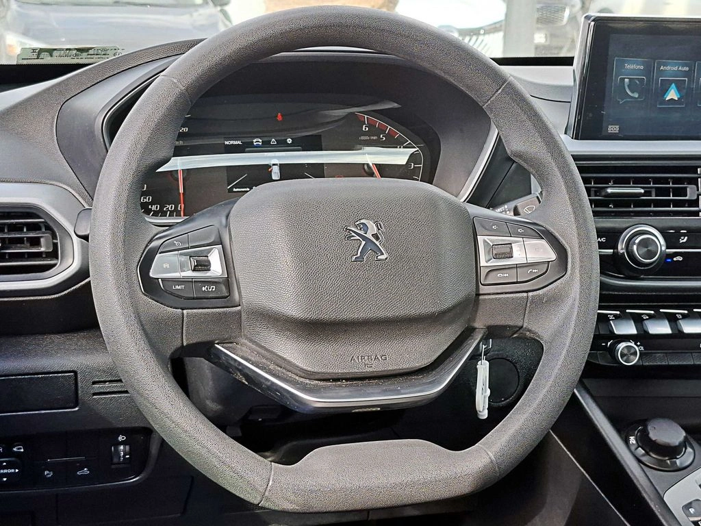 Peugeot Landtrek 2.2 Active Bluehdi Diesel 4x4 At 4p año 2025