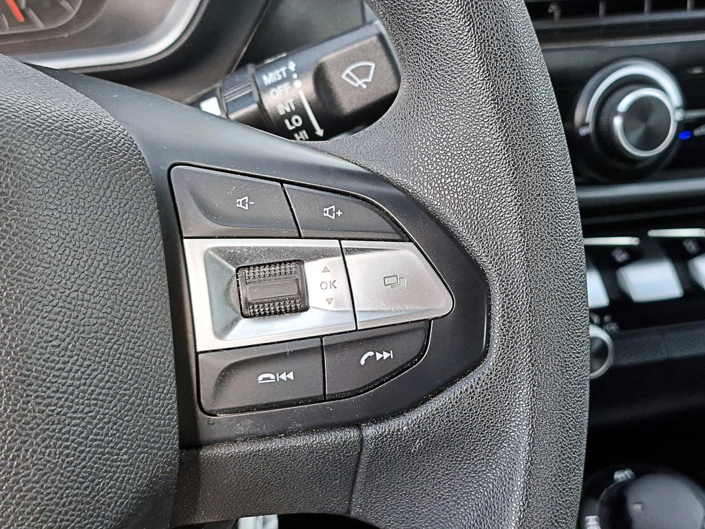 Peugeot Landtrek 2.2 Active Bluehdi Diesel 4x4 At 4p año 2025