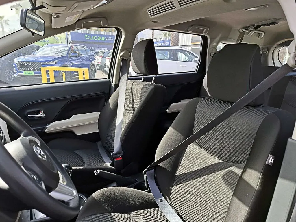 Toyota Rush 1.5 Xli 4x2 Mt 5p año 2022