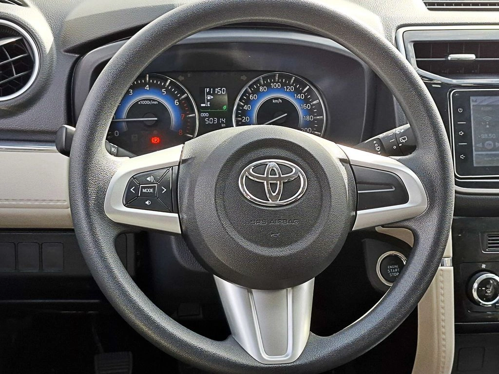 Toyota Rush 1.5 Xli 4x2 Mt 5p año 2022