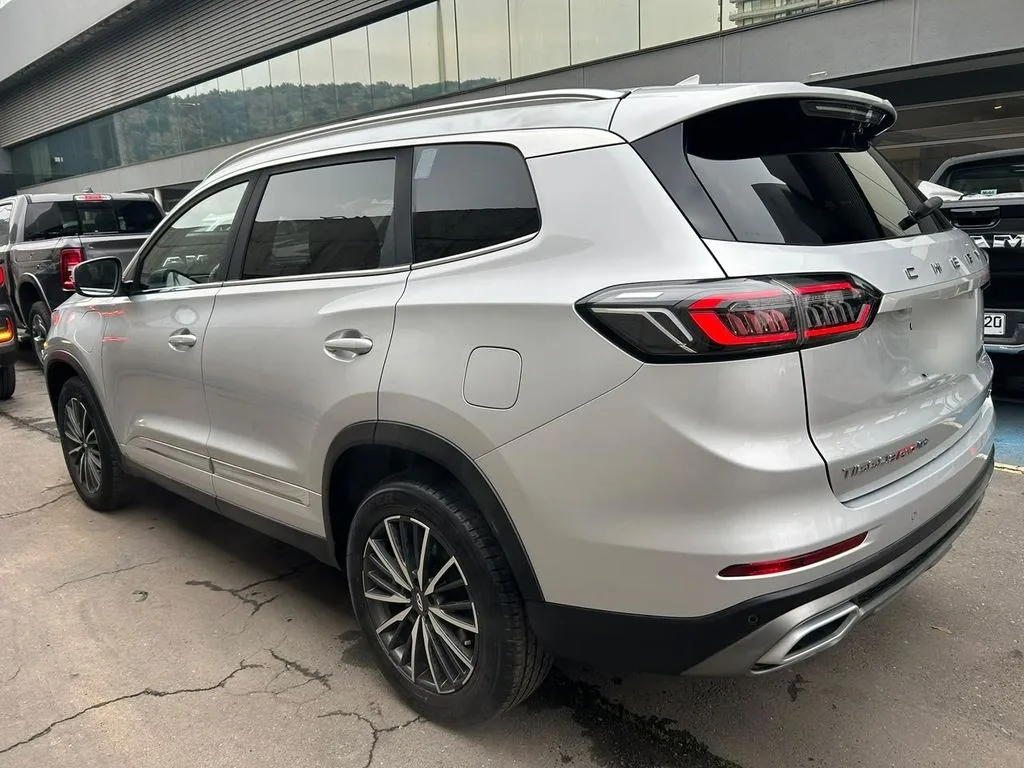 Chery Tiggo 8 Pro 1.5t Phev Hybrid 4x2 At 5p año 2024