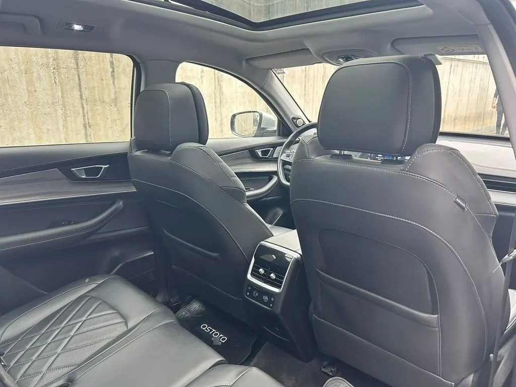 Chery Tiggo 8 Pro 1.5t Phev Hybrid 4x2 At 5p año 2024