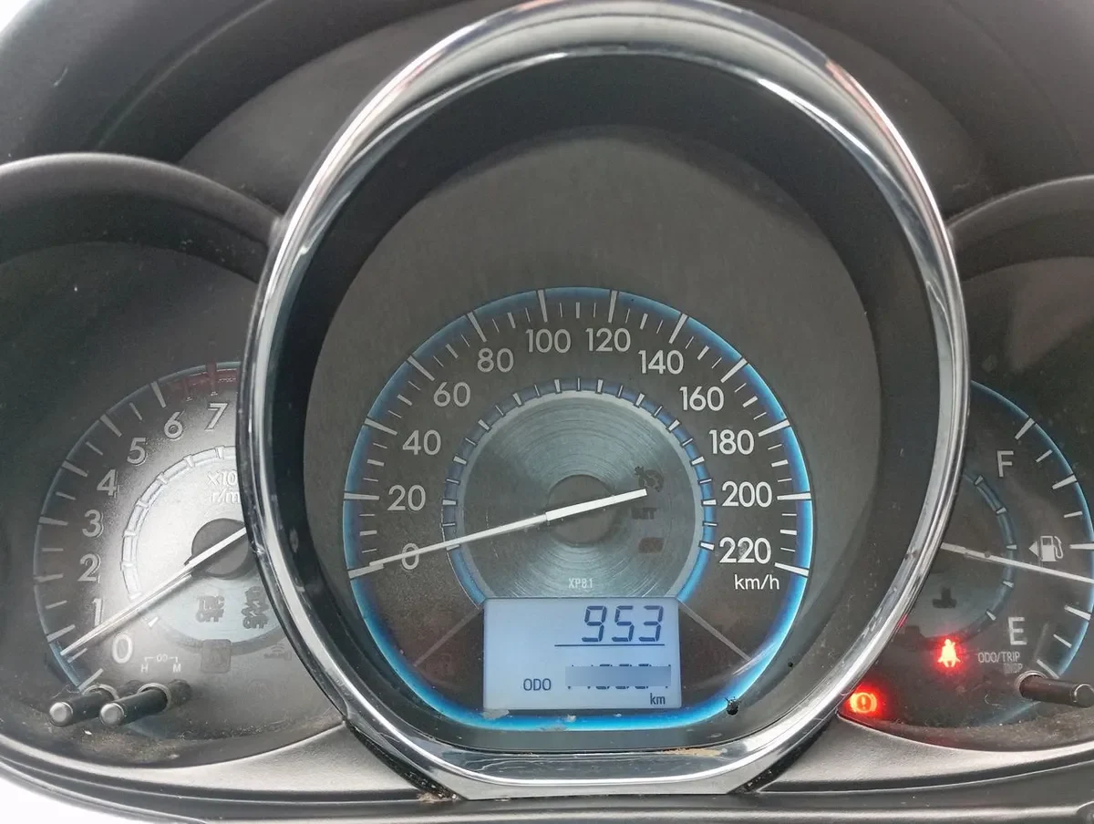 Toyota Yaris 1.5 Gli E 4x2 Mt 4p año 2017