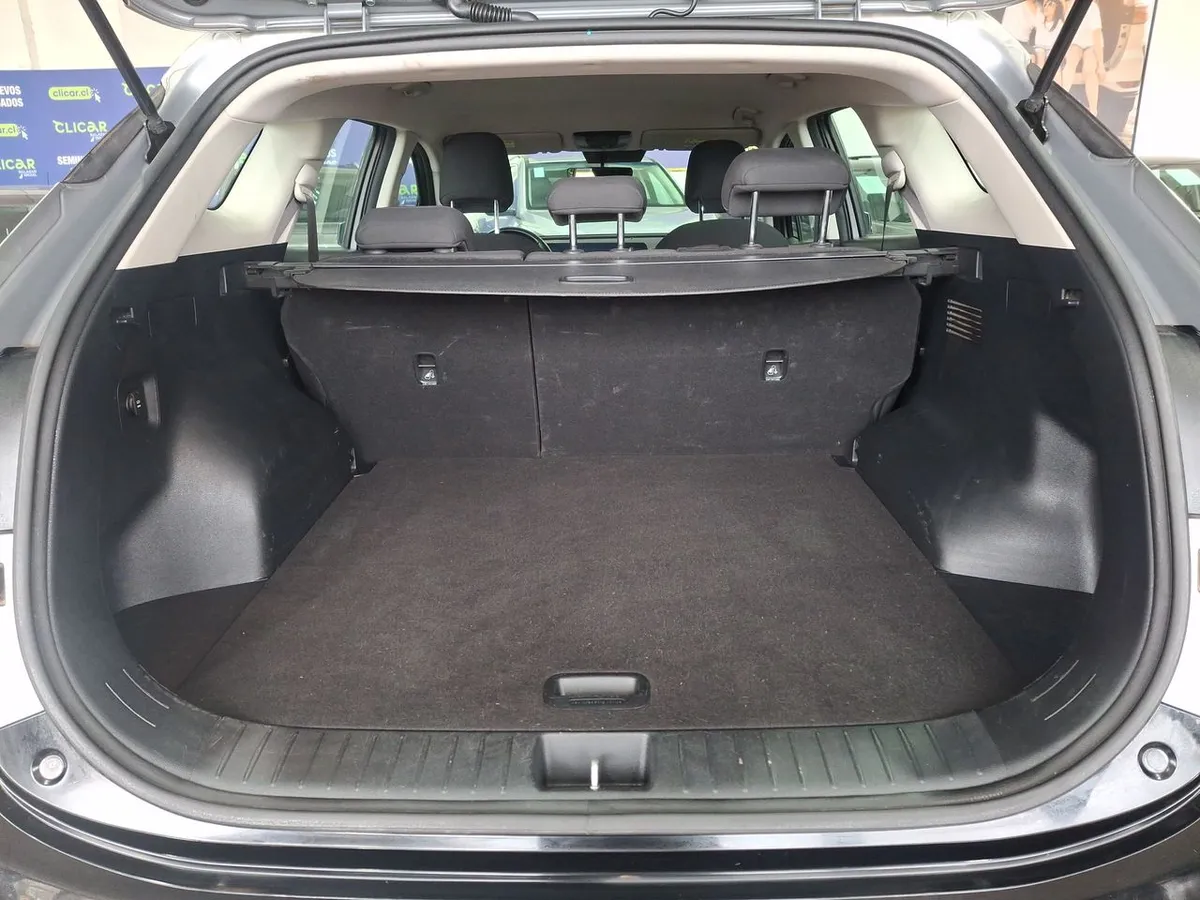 Kia Sportage 2.0 Ex Dies 2wd 8at 5p año 2025