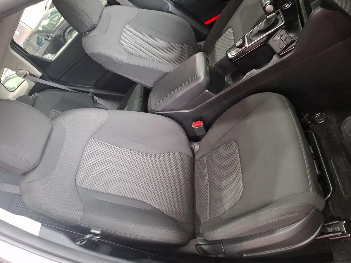 Kia Sportage 2.0 Ex Dies 2wd 8at 5p año 2025