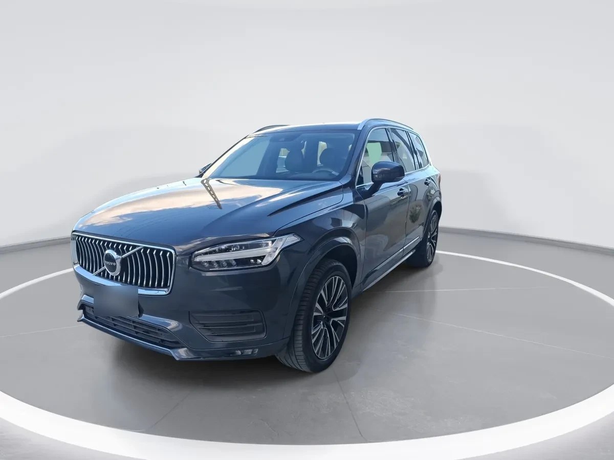 Volvo Xc90 2.0 B6 Momentum 4x4 At 5p año 2022