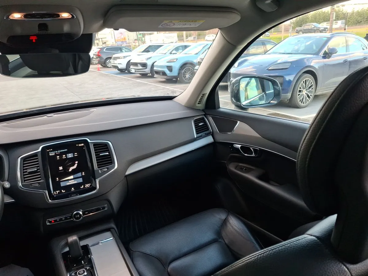 Volvo Xc90 2.0 B6 Momentum 4x4 At 5p año 2022