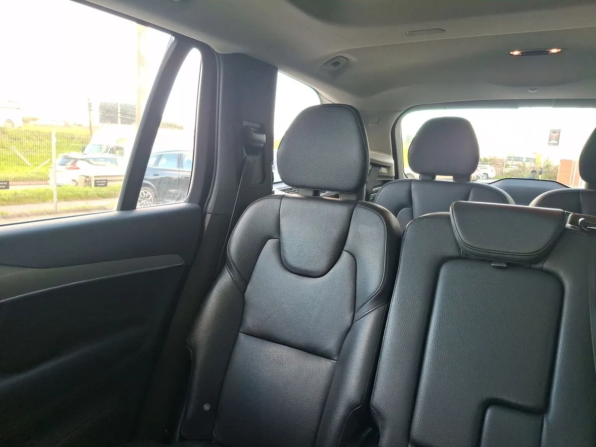 Volvo Xc90 2.0 B6 Momentum 4x4 At 5p año 2022