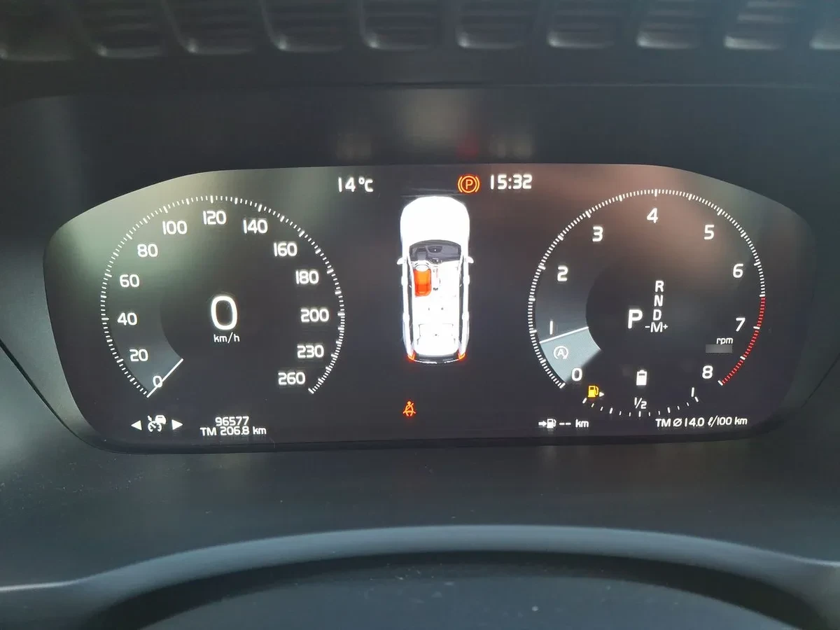 Volvo Xc90 2.0 B6 Momentum 4x4 At 5p año 2022