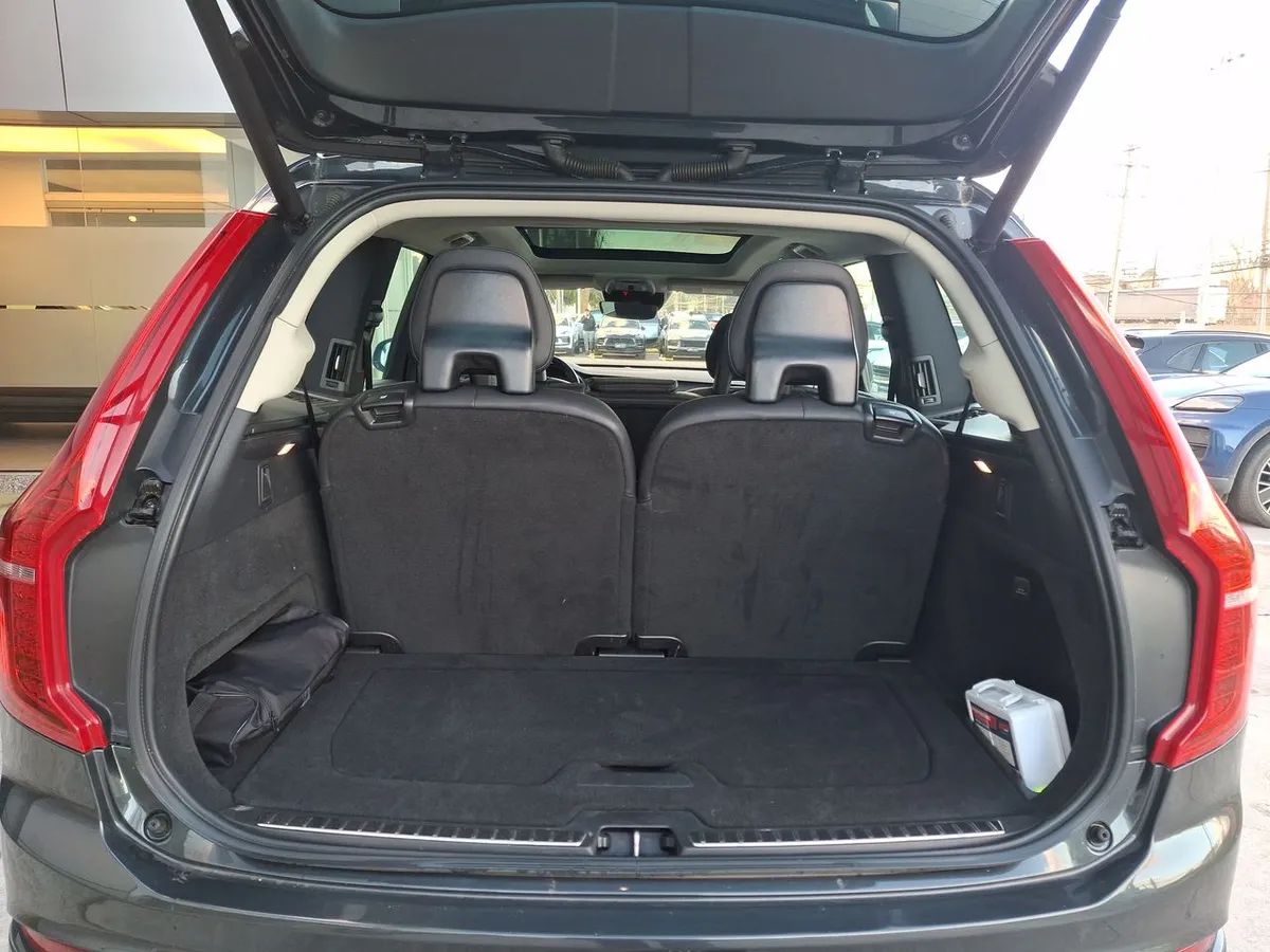 Volvo Xc90 2.0 B6 Momentum 4x4 At 5p año 2022