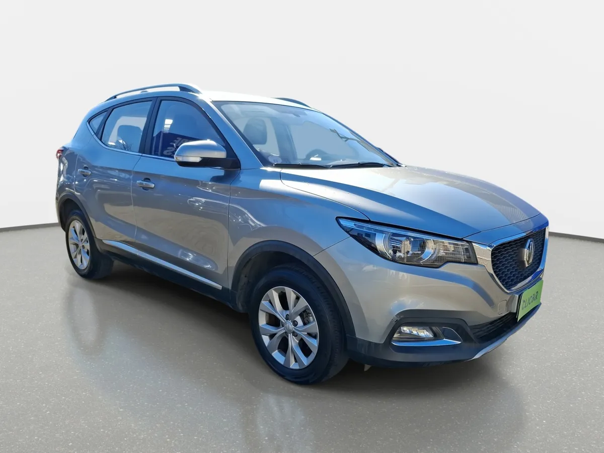 MG Mg Zs 1.5 Std 4x2 Mt 5p año 2024