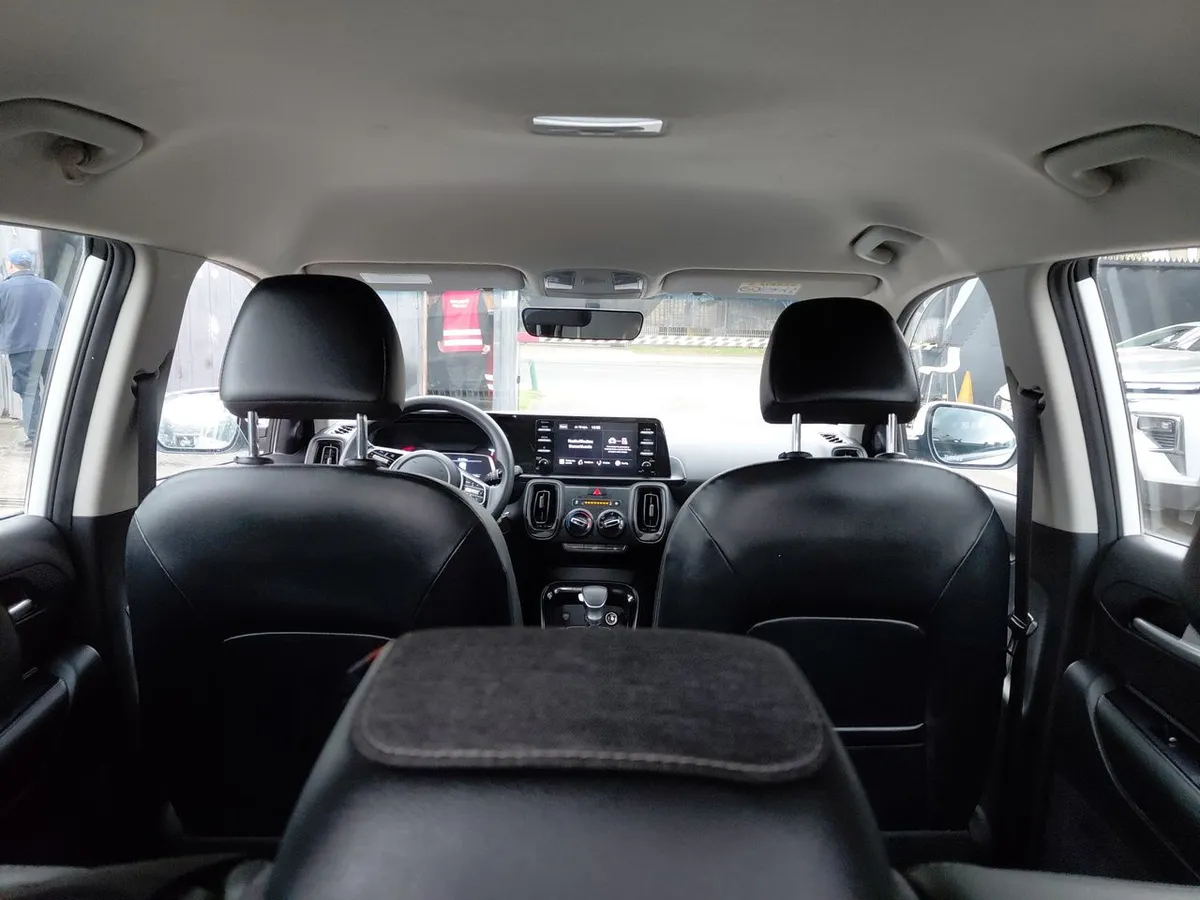 Kia Sonet 1.5 Ex 4x2 Ivt Ri At 5p año 2025