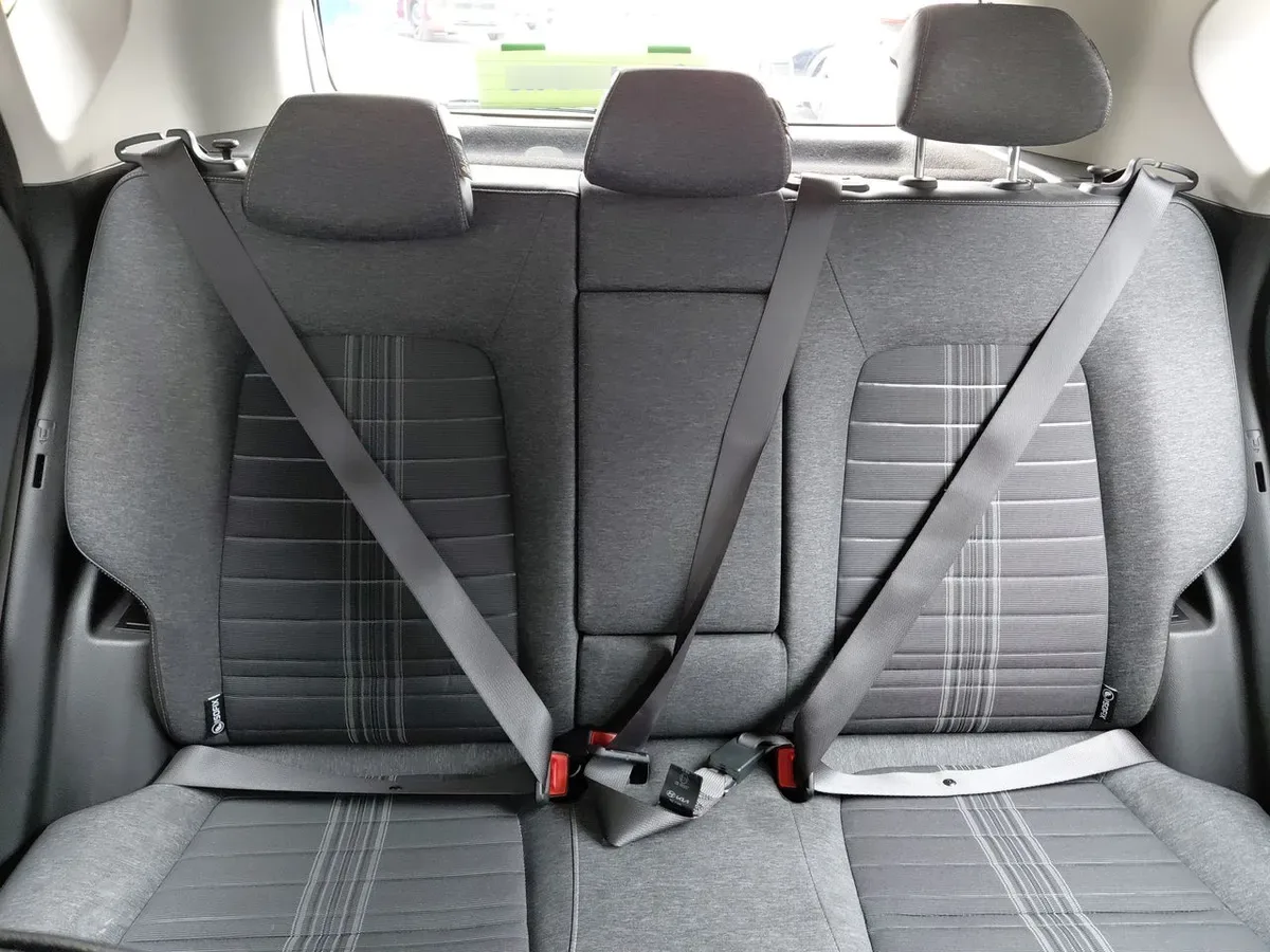 Kia Sonet 1.5 Ex 4x2 Ivt Ri At 5p año 2025