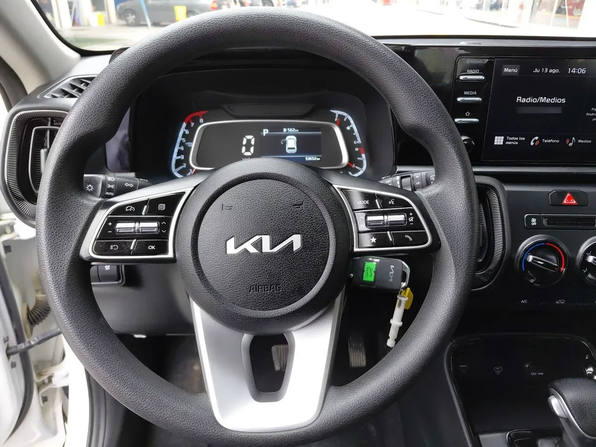Kia Sonet 1.5 Ex 4x2 Ivt Ri At 5p año 2025