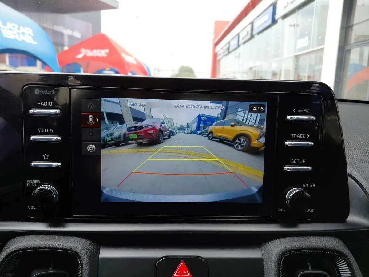 Kia Sonet 1.5 Ex 4x2 Ivt Ri At 5p año 2025