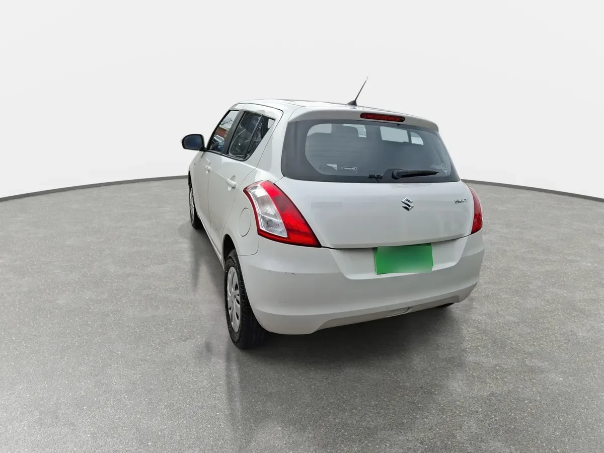 Suzuki Swift 1.2 Gl 4x2 Hb Ac Mt 5p año 2017