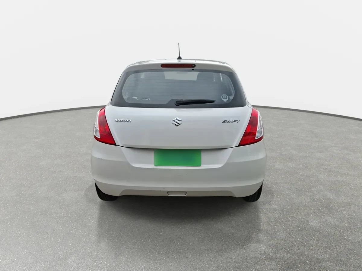 Suzuki Swift 1.2 Gl 4x2 Hb Ac Mt 5p año 2017
