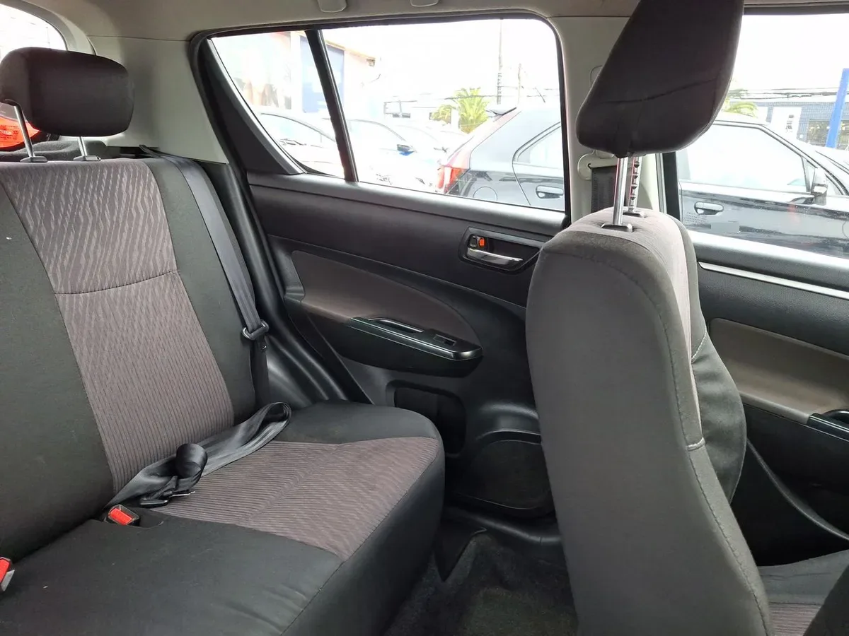 Suzuki Swift 1.2 Gl 4x2 Hb Ac Mt 5p año 2017